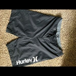 Mens Hurley Board shorts / swim trunks 29